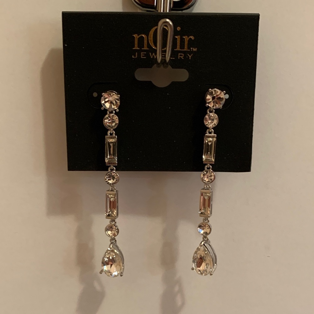 nOir Jewelry Crystal Drop Earrings